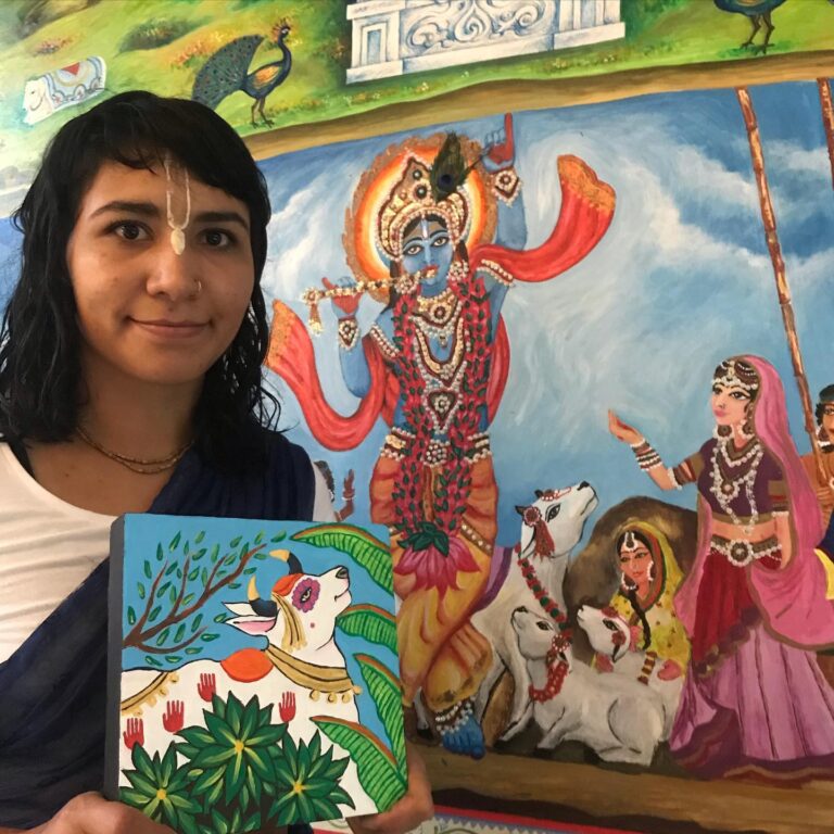 001 - Acrílico sobre madera 20x20cm Artista- Deva Priya Devi Dasi #arte #painting #devocional #gopis #vacaslecheras #acrílico #templo #harekrsna # govinda #pavoreal #tigre #loto #artista